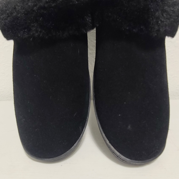 Myslipper slip on black leather faux fur slippers - Picture 12 of 15